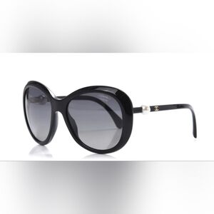 CHANEL CC Pearl Polarized Sunglasses 5302-H